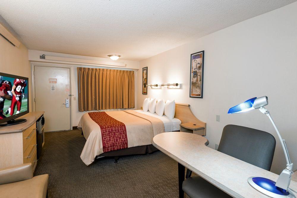 Red Roof Inn Elkhart Luaran gambar